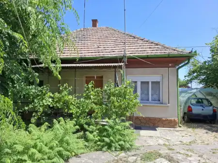 Eladó családi ház, Albertirsa 2 szoba 55 m² 37.5 M Ft