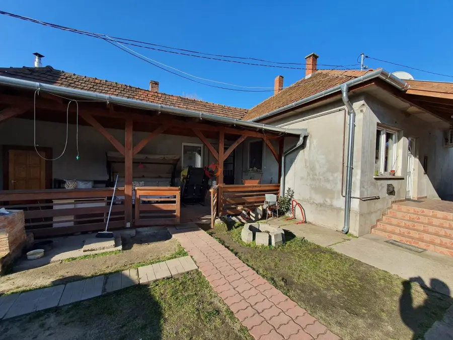 eladó családi ház, Albertirsa