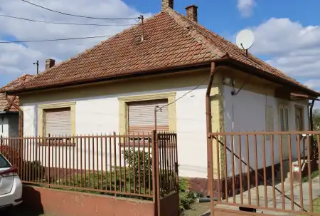 Eladó családi ház, Albertirsa 3 szoba 82 m² 57.5 M Ft