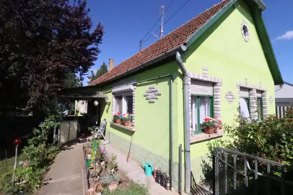 Eladó családi ház, Albertirsa 3+1 szoba 87 m² 58 M Ft