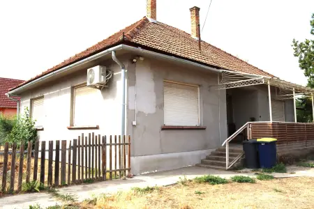 Eladó családi ház, Albertirsa 5 szoba 129 m² 56.9 M Ft