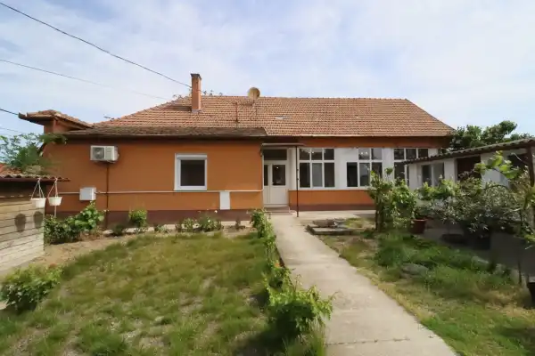 Eladó családi ház, Cegléd 4 szoba 135 m² 64.9 M Ft