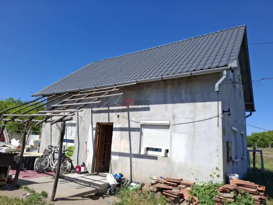 eladó családi ház, Dánszentmiklós