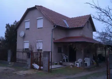 Eladó családi ház, Mikebuda 5 szoba 77 m² 35.5 M Ft