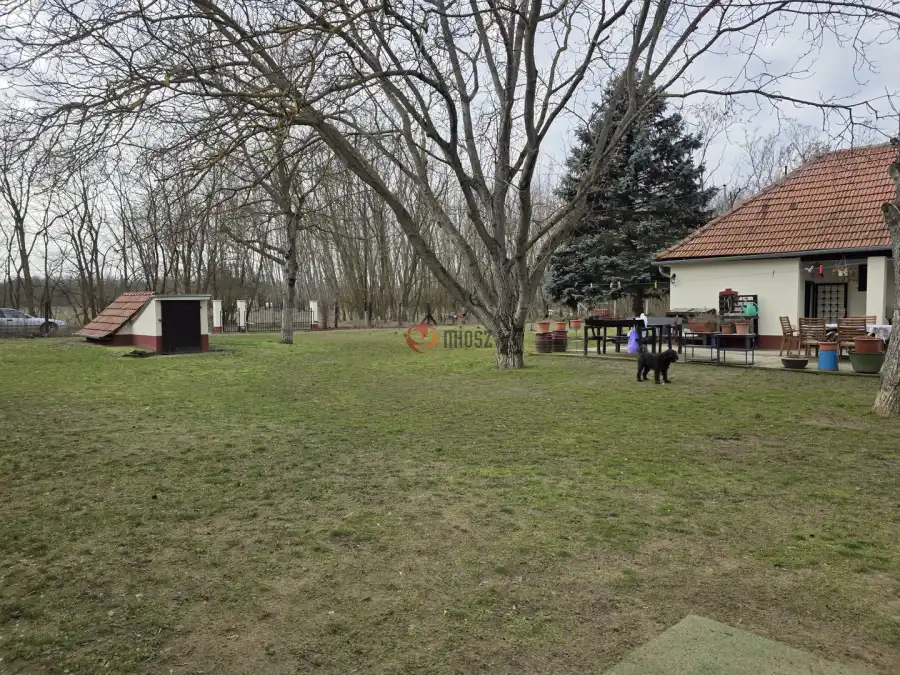 eladó családi ház, Mikebuda