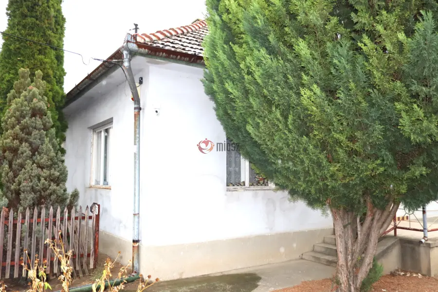 eladó családi ház, Pilis