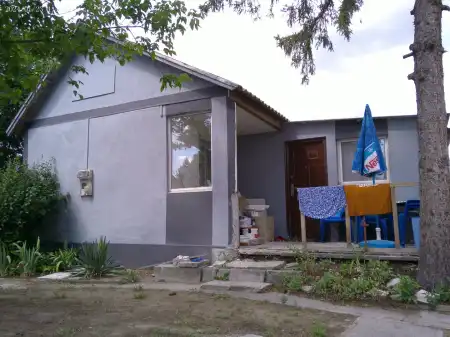 Eladó családi ház, Tápiószentmárton 2 szoba 37 m² 19.4 M Ft