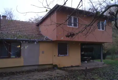 Eladó tanya, Albertirsa 2 szoba 46 m² 29.9 M Ft