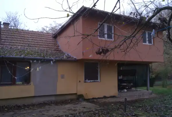 Eladó tanya, Albertirsa 2 szoba 46 m² 29.9 M Ft