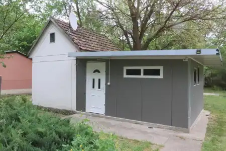 Eladó tanya, Albertirsa 1 szoba 30 m² 14.99 M Ft