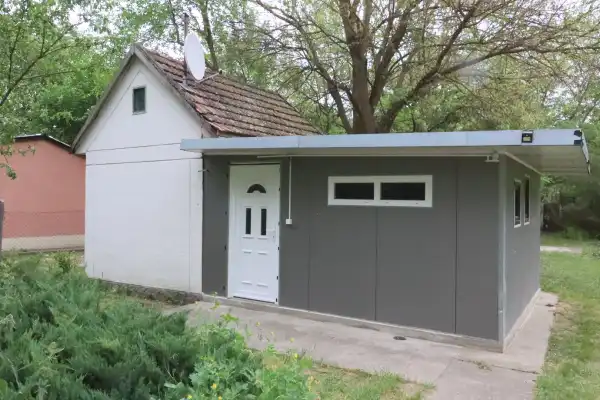 Eladó tanya, Albertirsa 1 szoba 30 m² 14.99 M Ft