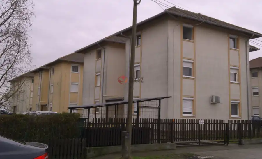 eladó téglalakás, Albertirsa